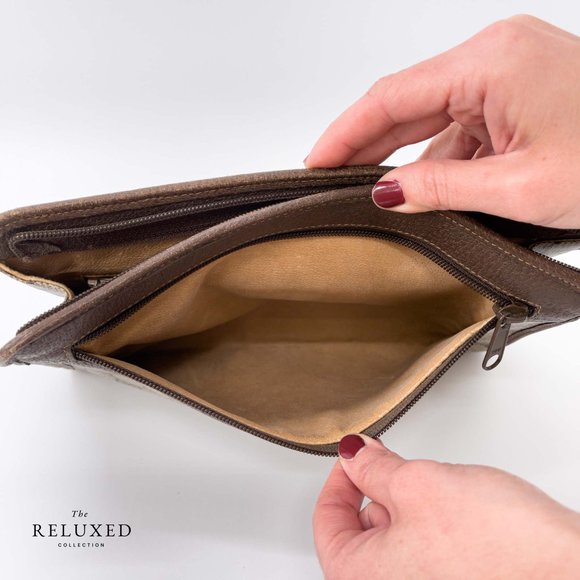 Vintage Gucci GG Web Clutch - Picture 9 of 15